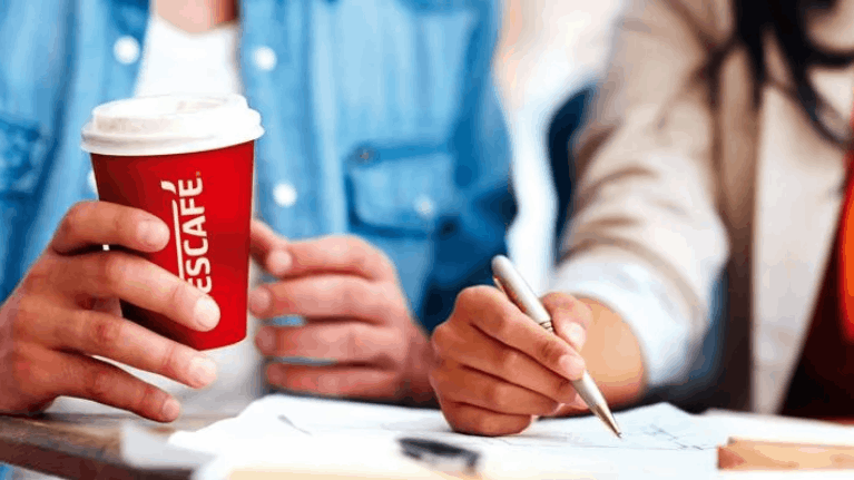 Estudiantes Café Vending