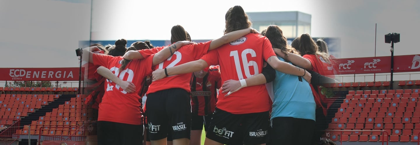 Equipo femenino de la Fundación Fútbol Base de Reus