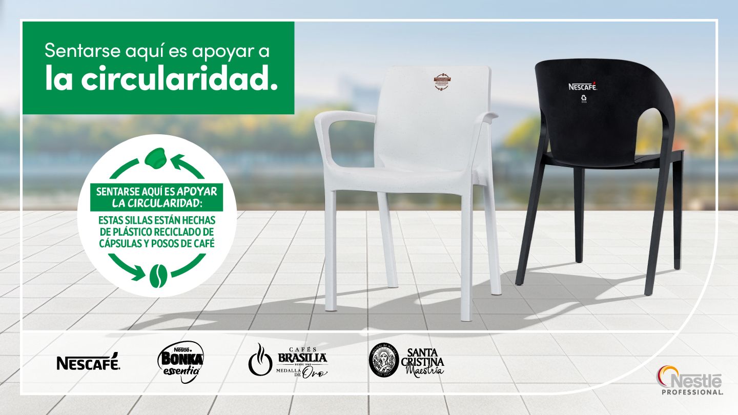 Nuevas sillas hechas de café reciclado con texto y marco