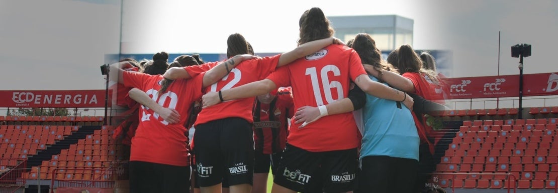 Equipo femenino de la Fundación Fútbol Base de Reus