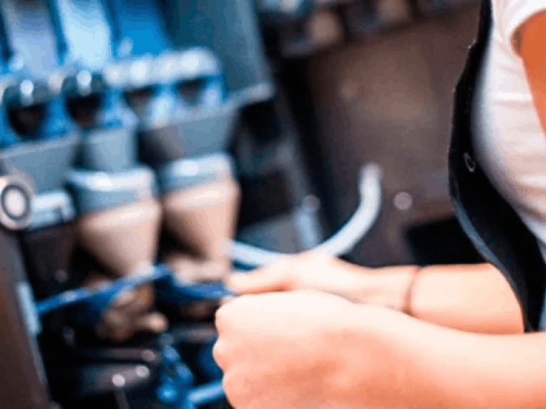 imagen mantenimiento de las maquinas de café nestle professional