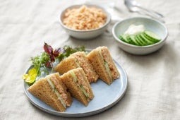 Sandwich de vuna y pepino