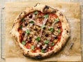 Pizza con tomate buitoni